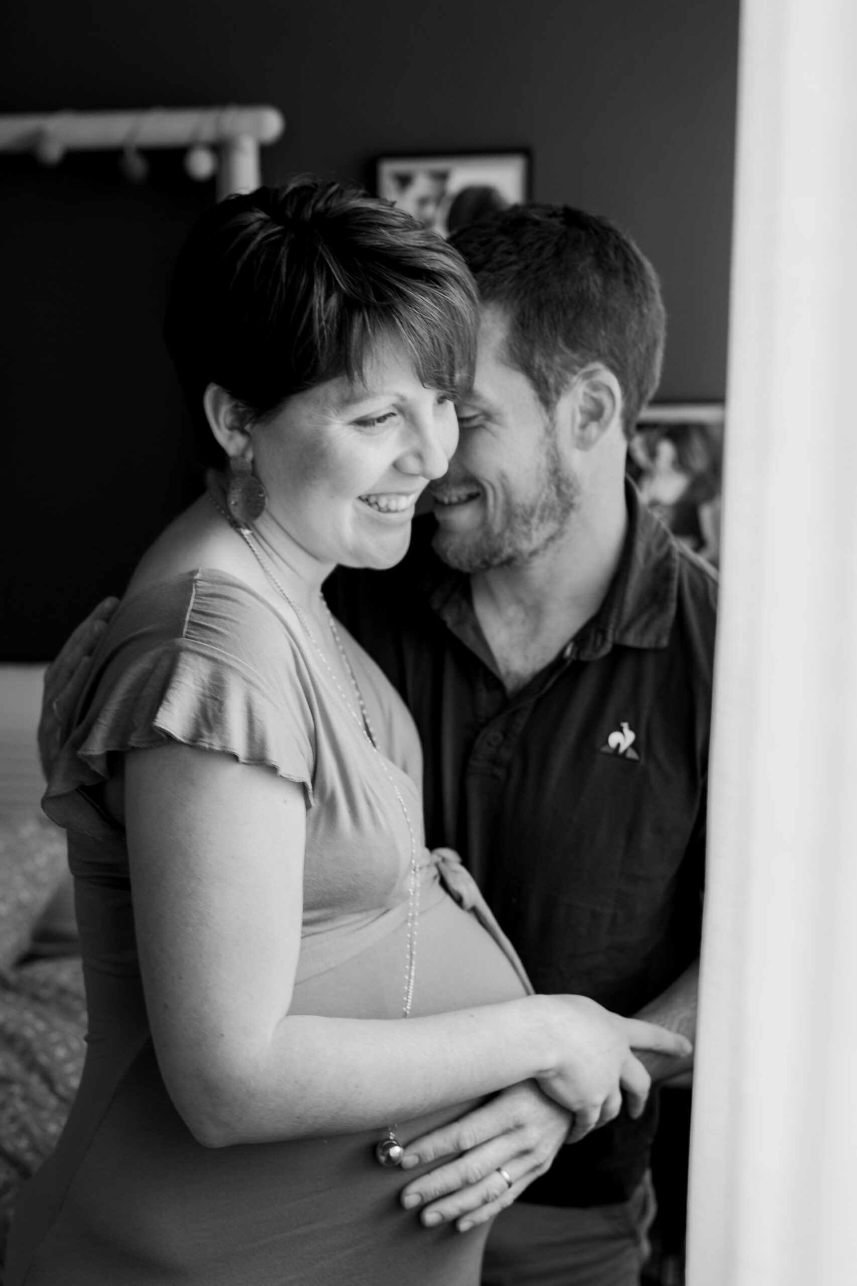 séance photo grossesse à domicile dans le Var